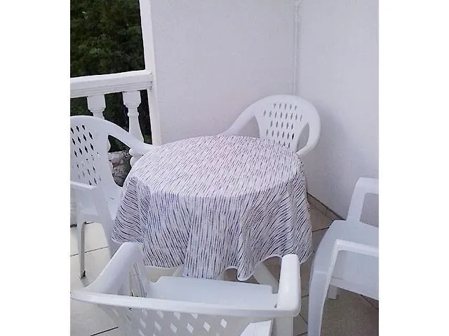 Apartment In Novi Vinodolski With Sea View, Terrace, Air Conditioning, Wi-Fi 0*,