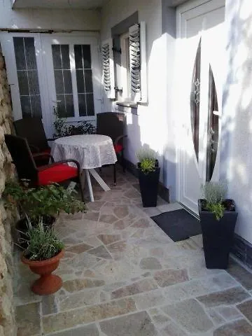 Apartment In Novi Vinodolski With Sea View, Terrace, Air Conditioning, Wi-Fi
